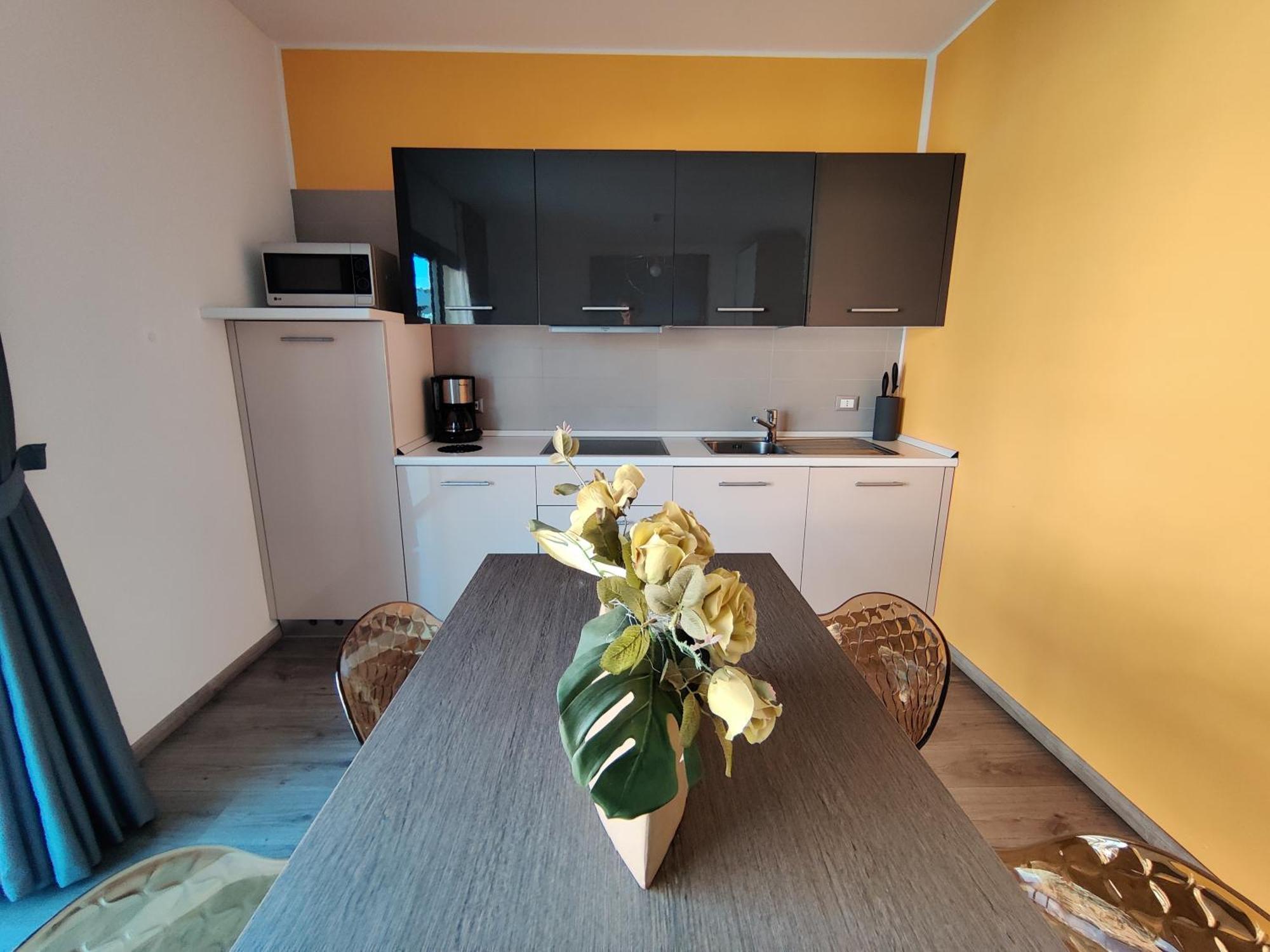 Gardesana Active Apartments Malcesine Ngoại thất bức ảnh